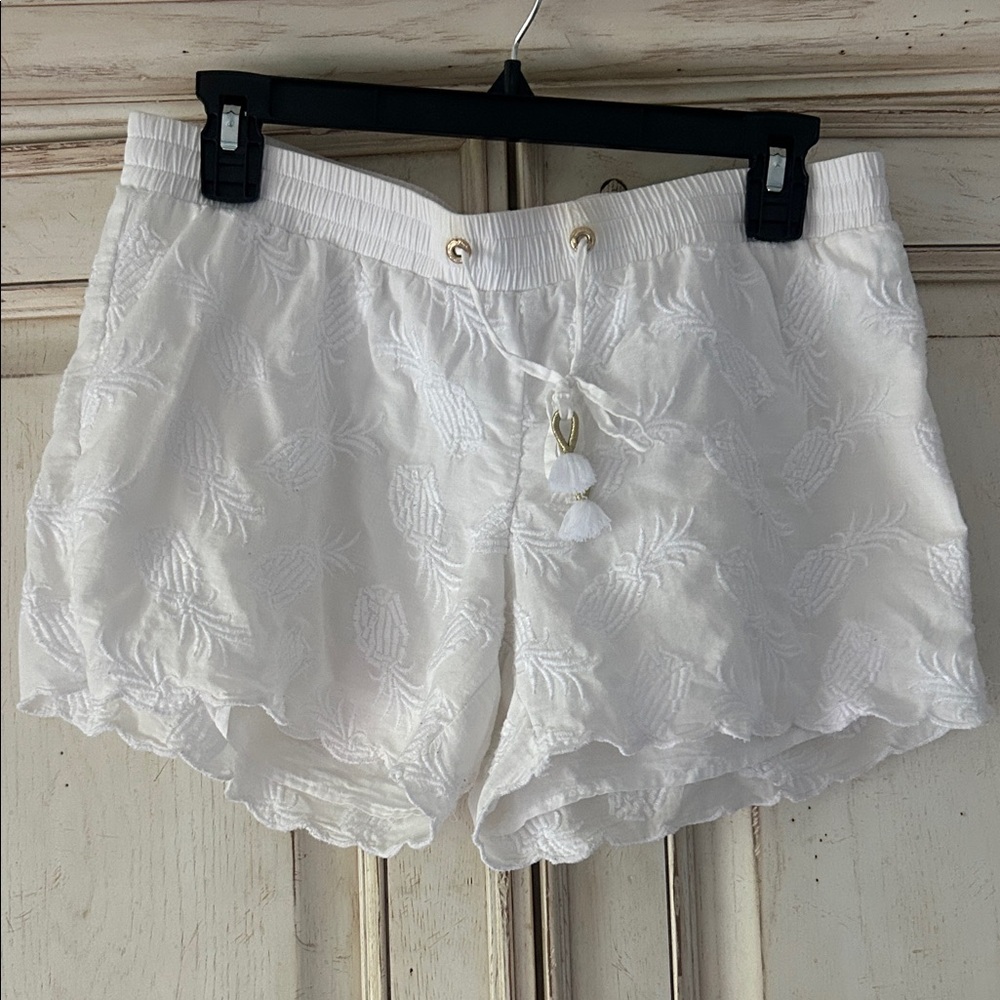 Lilly Pulitzer White Embroidered Pineapple Women's Shorts